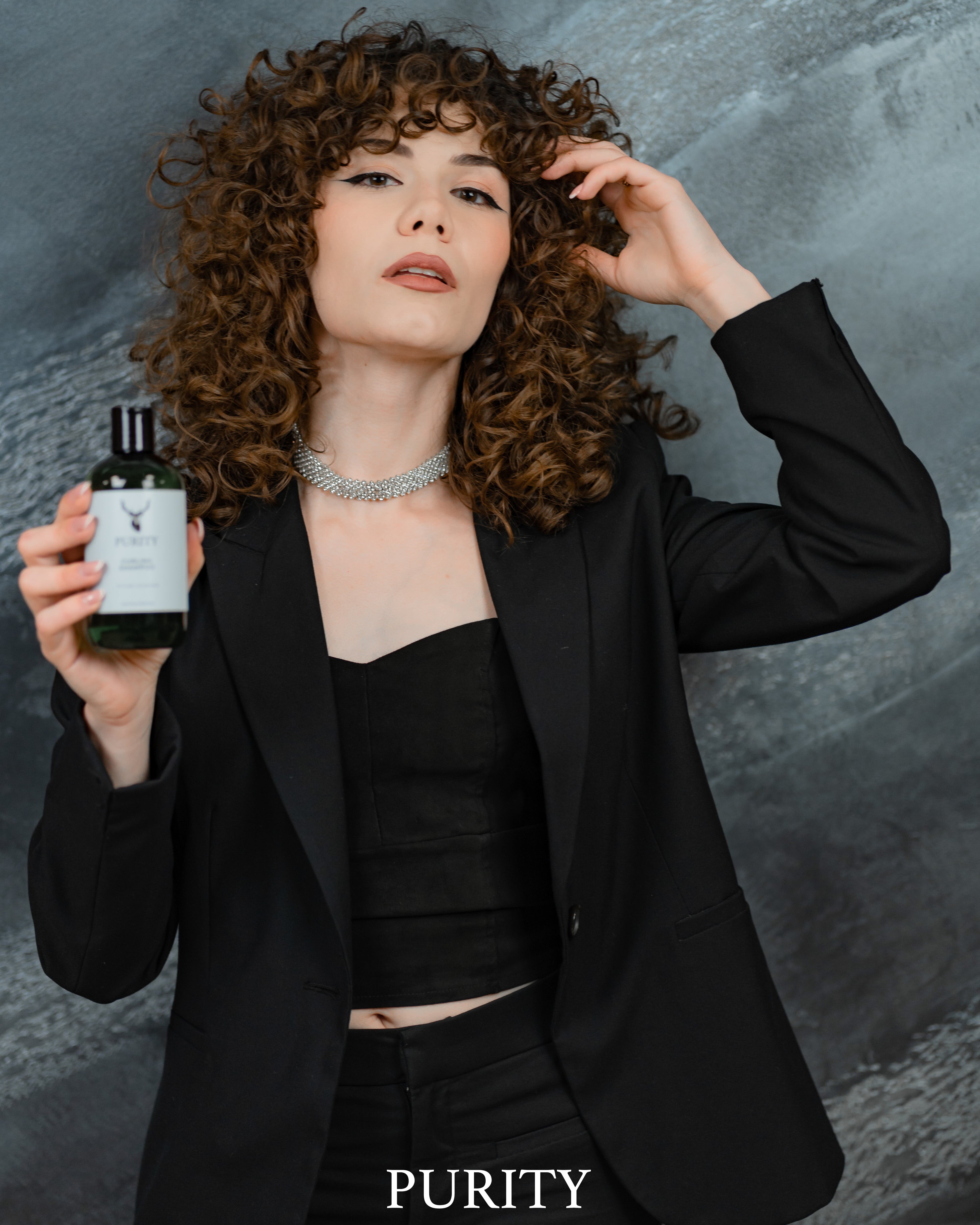 Curling Shampoo – Delicato per Capelli Ricci con Mirtillo, Mela e Goji Bio